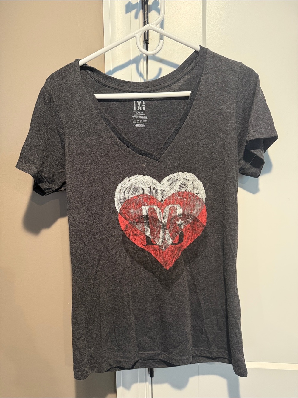 DC Women's Charcoal Gray V-Neck Tee with Red and White Heart Graphic